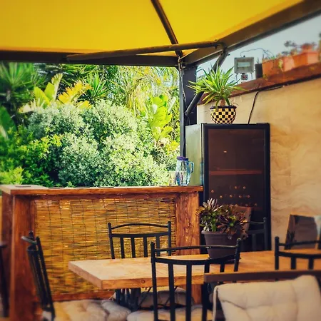 Narcisa לינה וארוחת בוקר