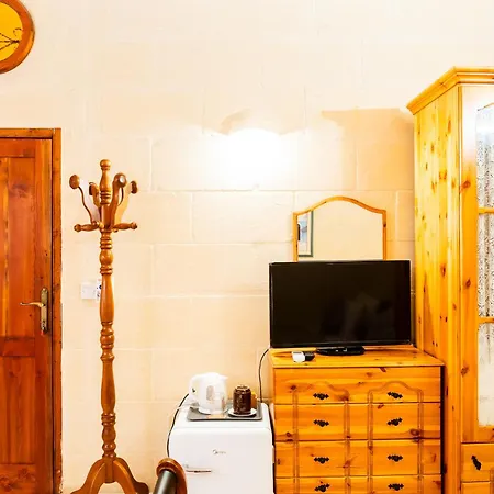 Narcisa Bed & Breakfast Nadur