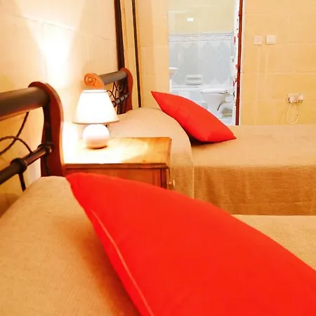 Narcisa Bed & Breakfast *