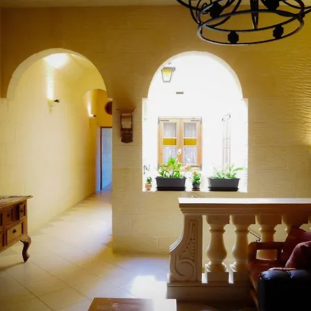 Bed & Breakfast Narcisa Nadur
