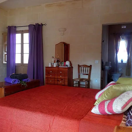 فندق مبيت وإفطار Narcisa 4*