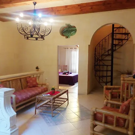 فندق مبيت وإفطار Narcisa 4*