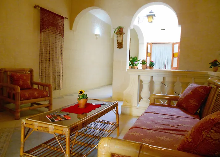 Narcisa Bed & Breakfast 4*