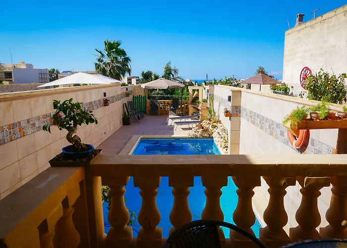 Narcisa Bed & Breakfast 4*